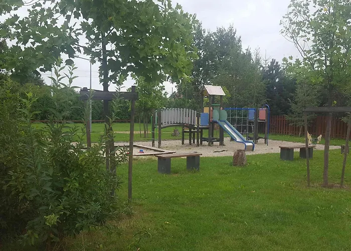 Apartmán Mieszkanie Z Ogrodkiem *